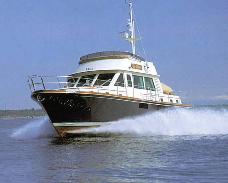 Ray Hunt Design 48' Cabin Cruiser