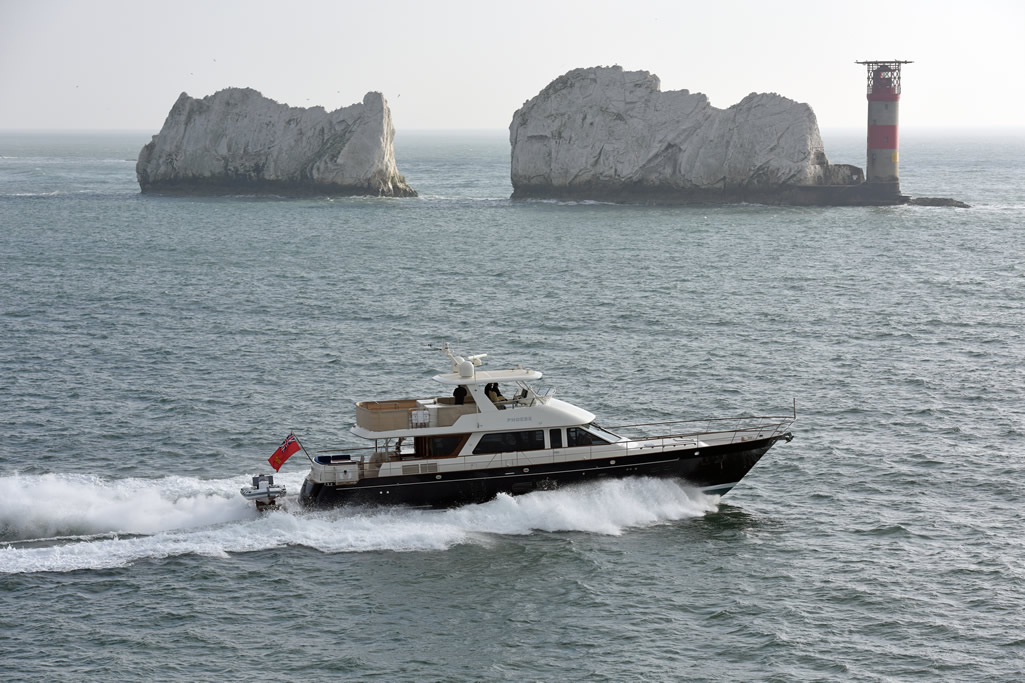 Ray Hunt Design 76' Semi-Custom Flybridge Yacht